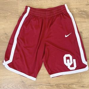 Nike Oklahoma Sooners NCAA college basketball shorts medium
